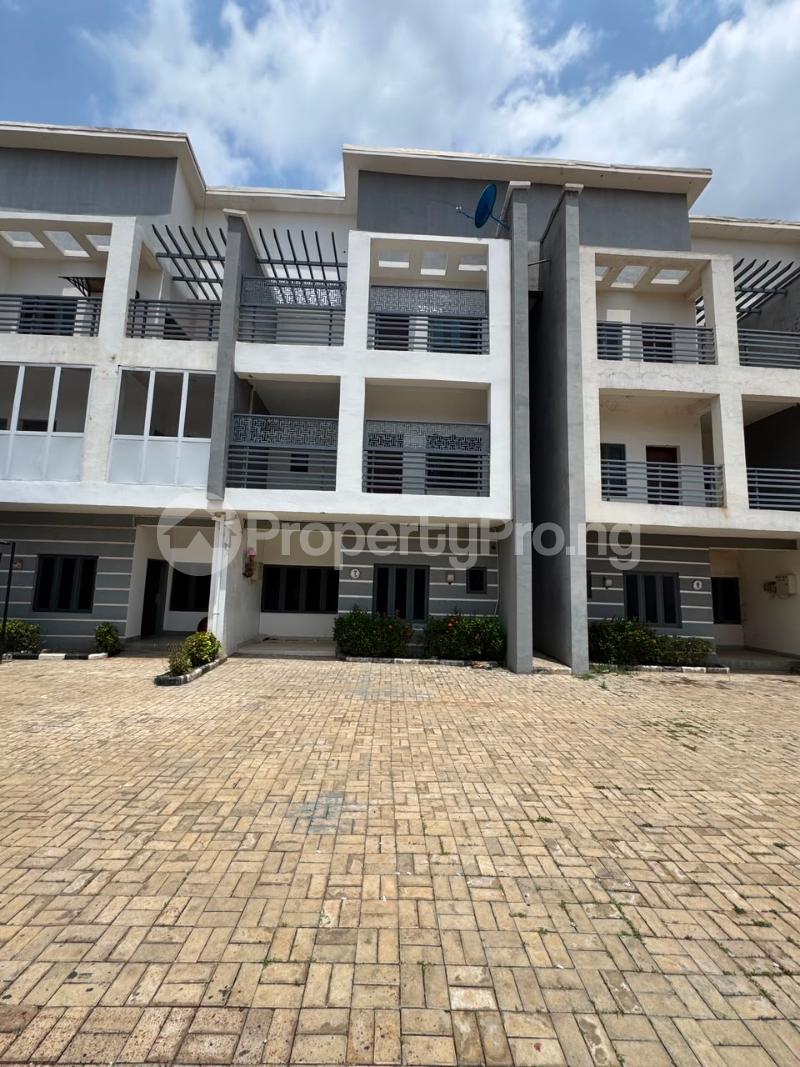 4 bedroom House for rent Jahi Abuja