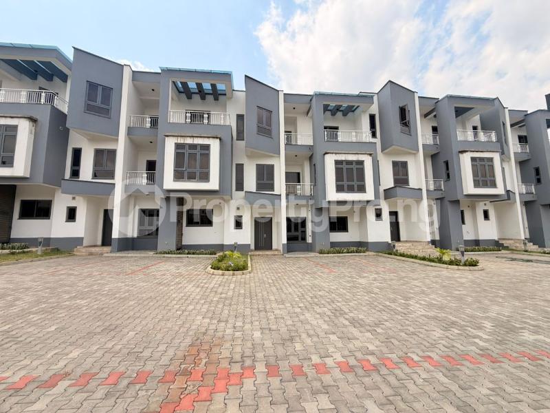 4 bedroom House for sale Neighbourhood Wuse 2 Abuja