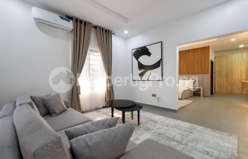 4 bedroom Flat / Apartment for shortlet ONIRU Victoria Island Lagos