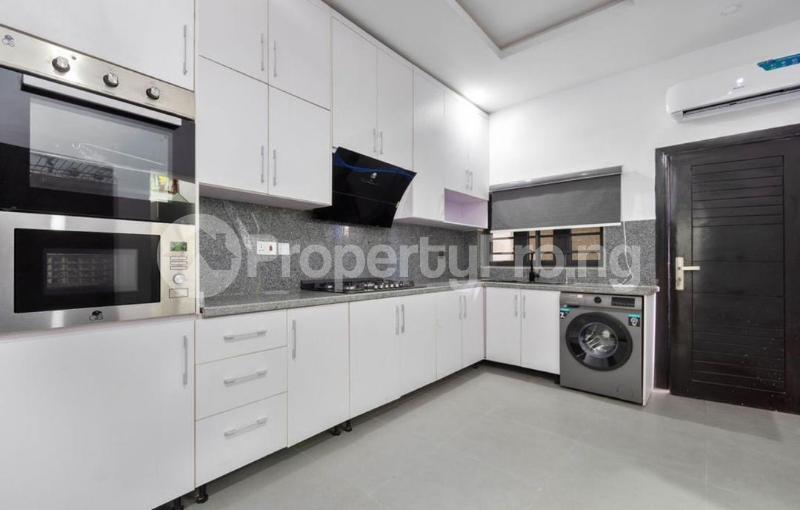 4 bedroom Flat / Apartment for shortlet ONIRU Victoria Island Lagos