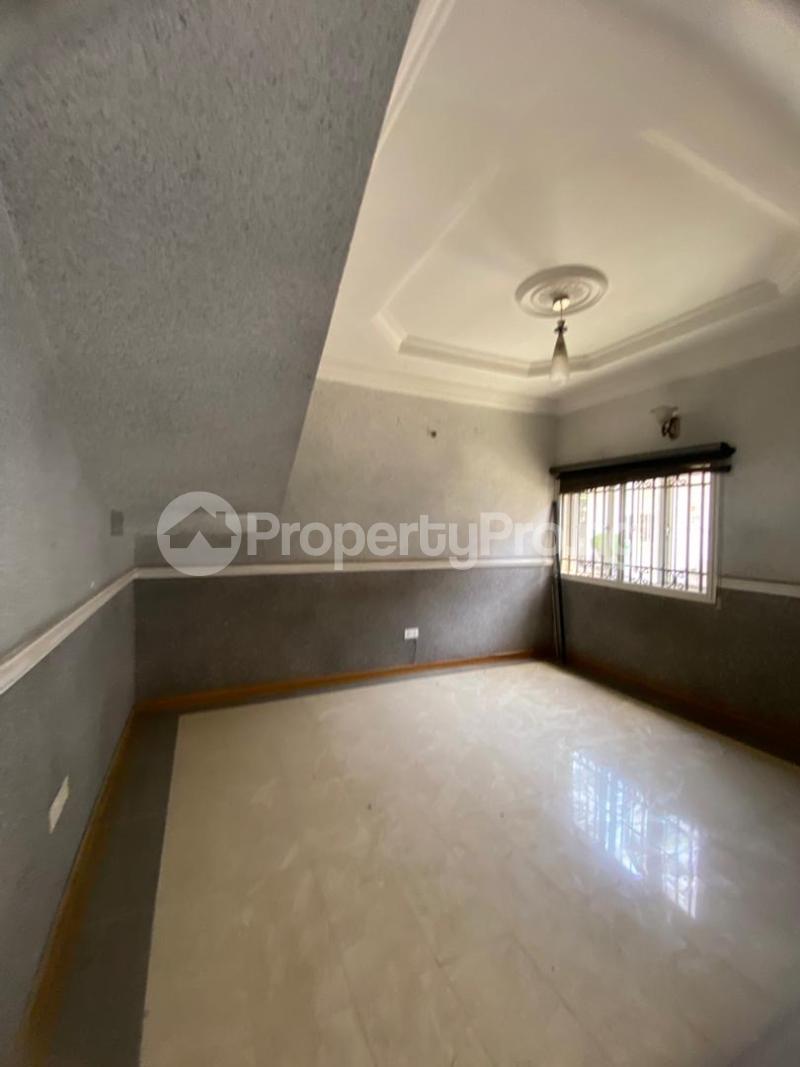 4 bedroom House for sale Bamidele Eletu, Osapa london Lekki Lagos