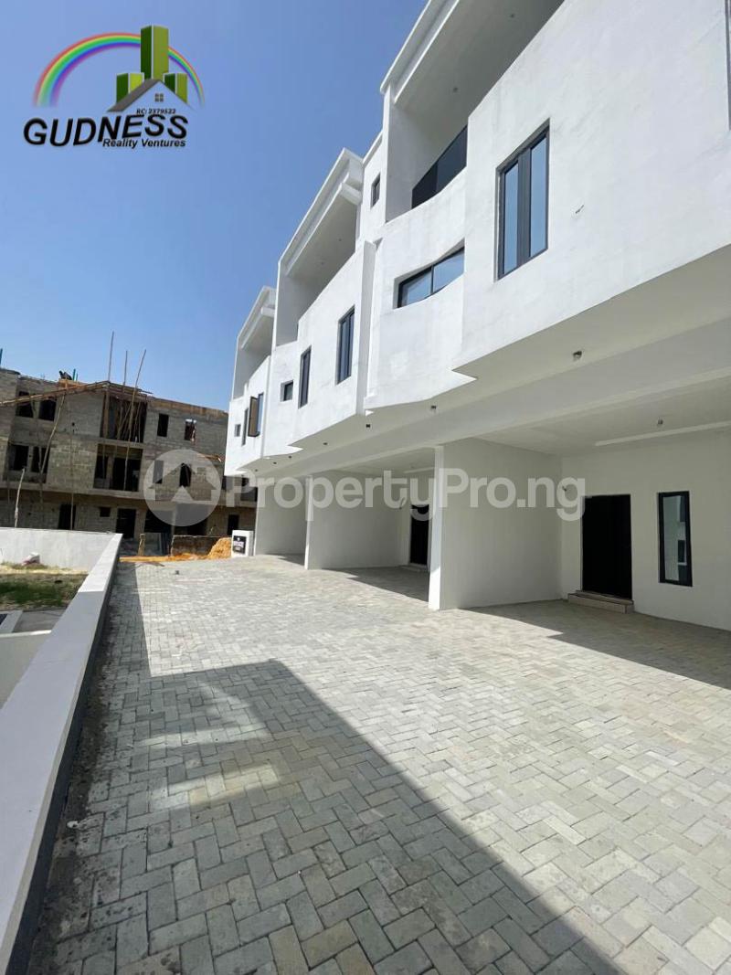 4 bedroom House for rent Ologolo Lekki Lagos