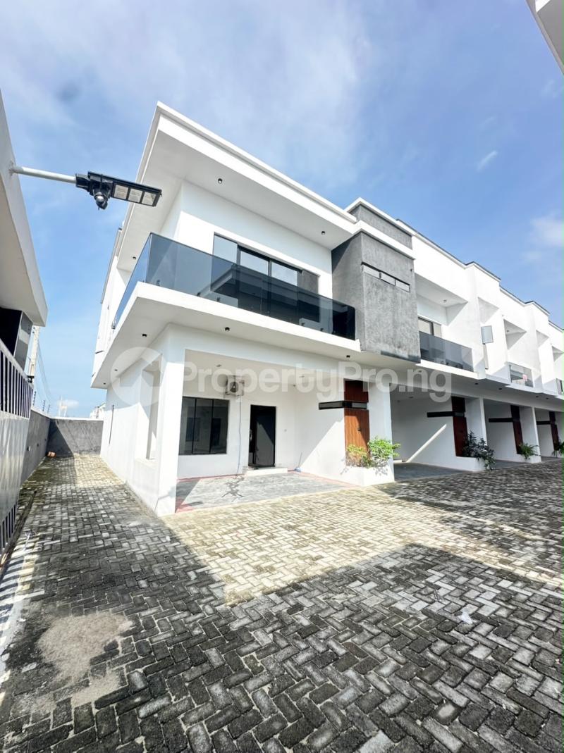 4 bedroom House for sale Ikota Lekki Lagos