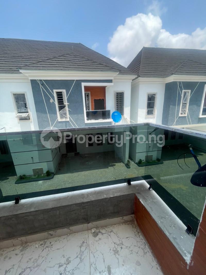 4 bedroom House for rent Mobil Road. Ilaje Ajah Lagos