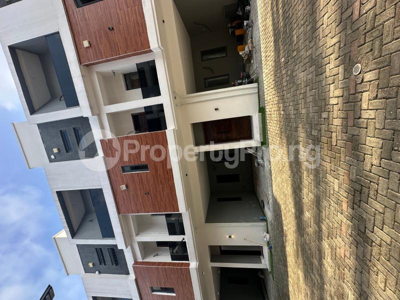 4 bedroom House for sale Osapa london Lekki Lagos