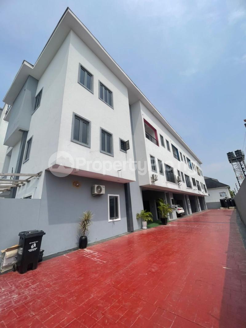 4 bedroom House for sale Ilasan Lekki Lagos