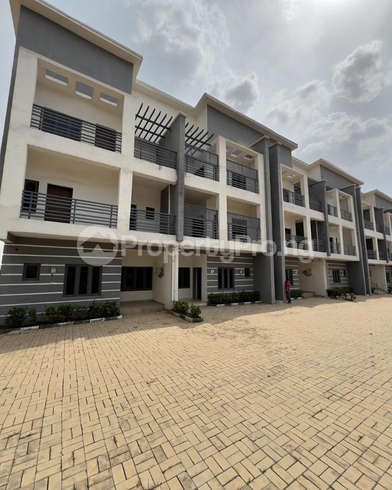 4 bedroom House for sale Jahi Abuja