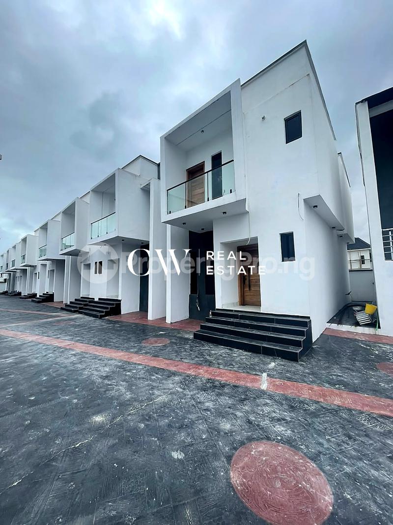 4 bedroom House for sale Lekki Lagos