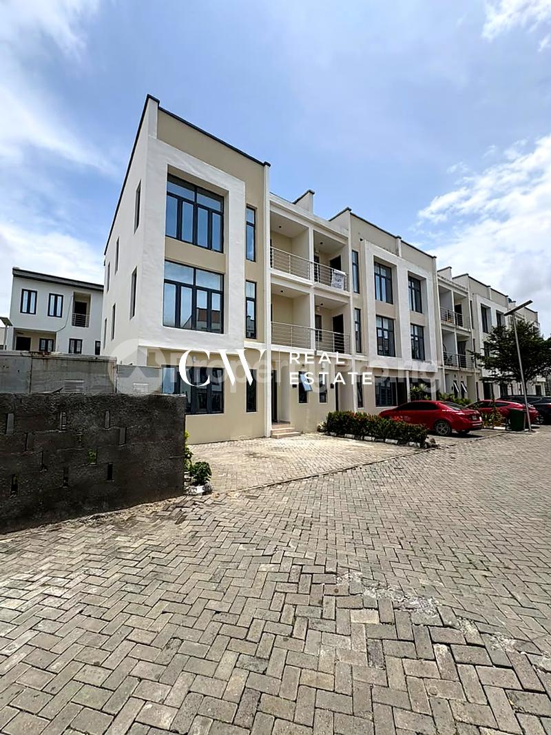 4 bedroom House for sale Lekki Lagos