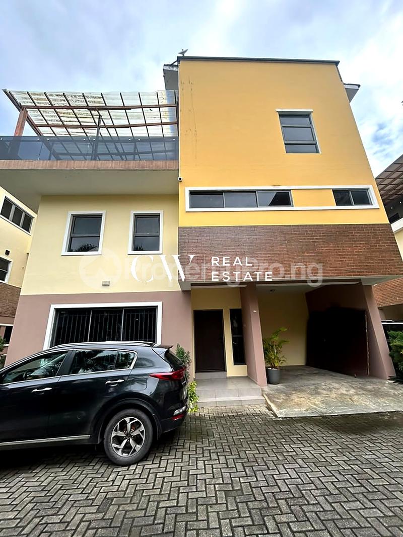 4 bedroom House for rent ONIRU Victoria Island Lagos