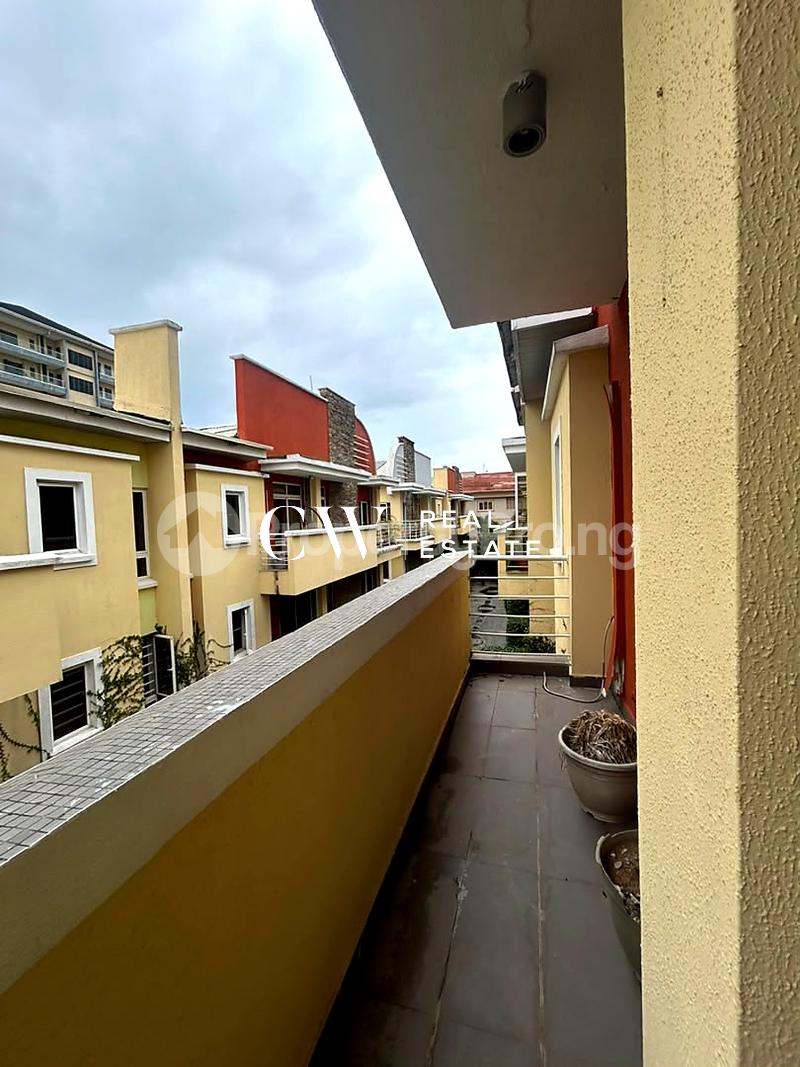 4 bedroom House for rent ONIRU Victoria Island Lagos