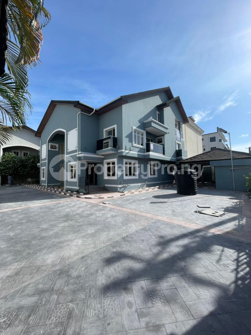 4 bedroom House for rent ONIRU Victoria Island Lagos
