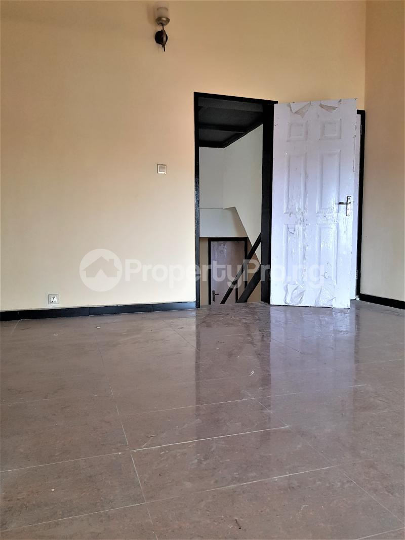 4 bedroom House for rent ONIRU Victoria Island Lagos