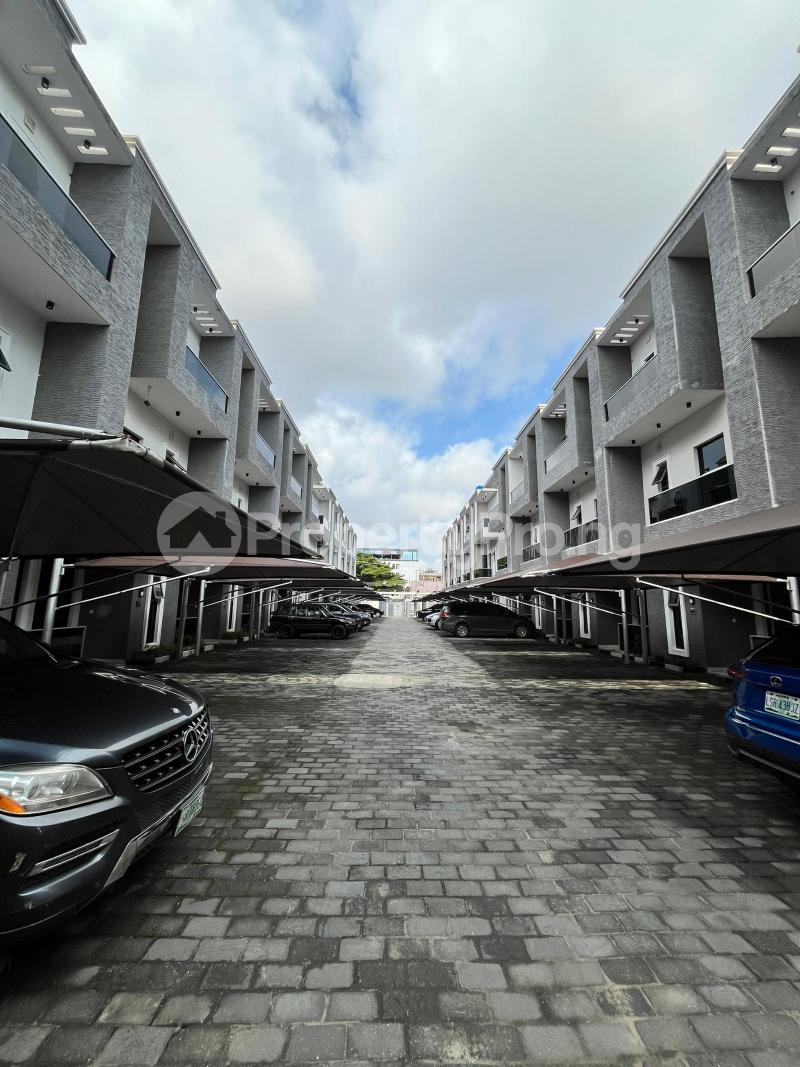 4 bedroom House for sale Victoria Island Lagos