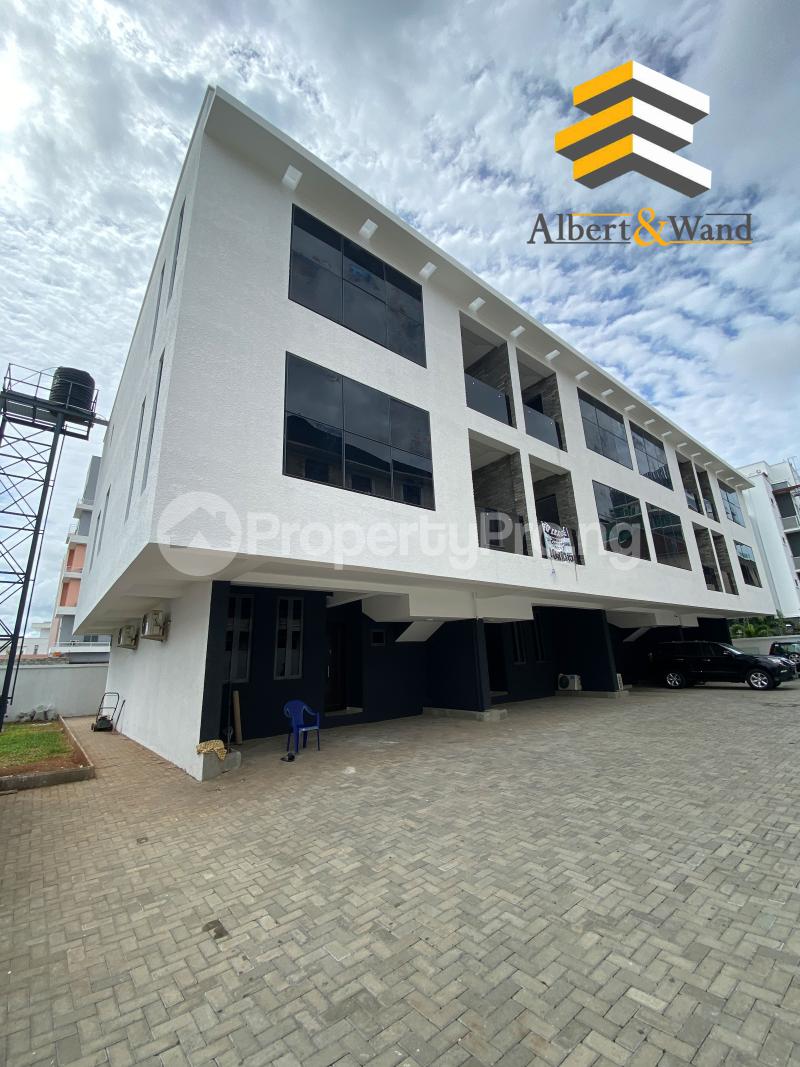 4 bedroom House for rent Z Ikoyi Lagos