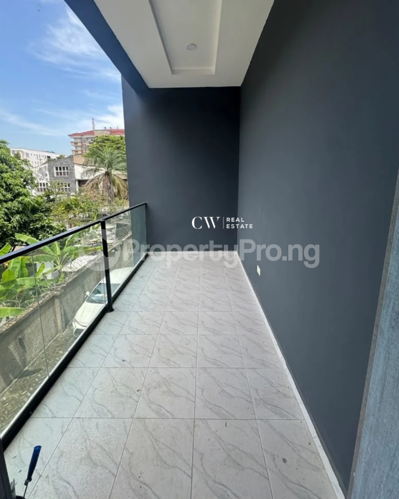 4 bedroom House for sale Victoria Island Lagos