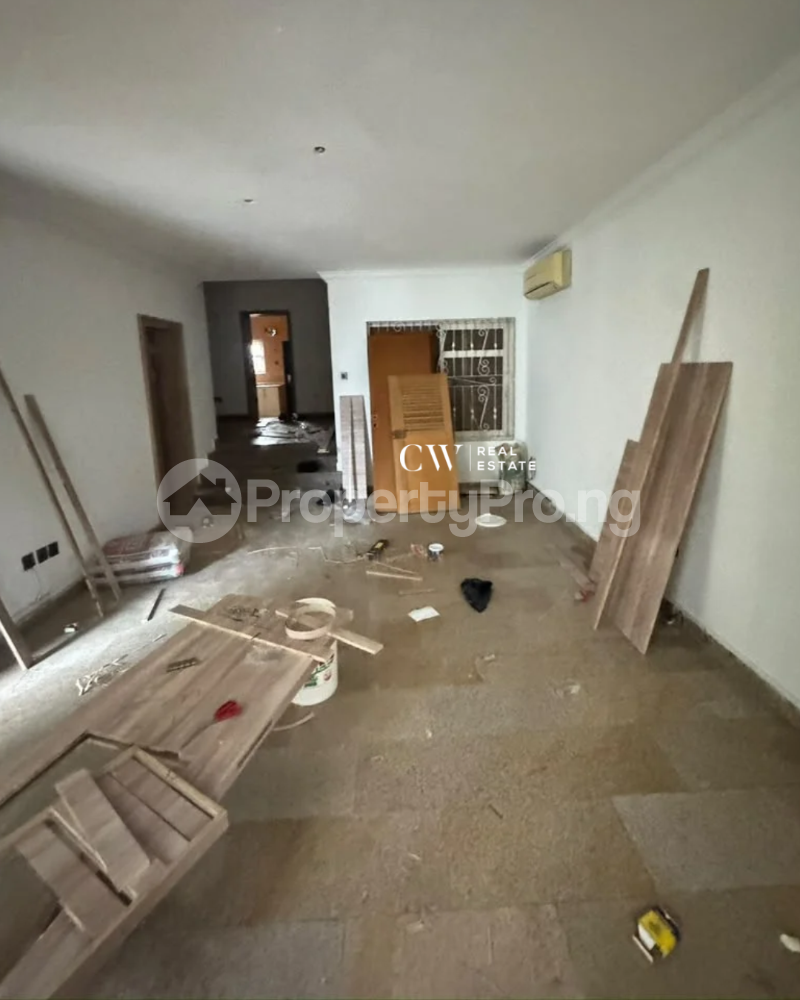 4 bedroom House for rent ONIRU Victoria Island Lagos