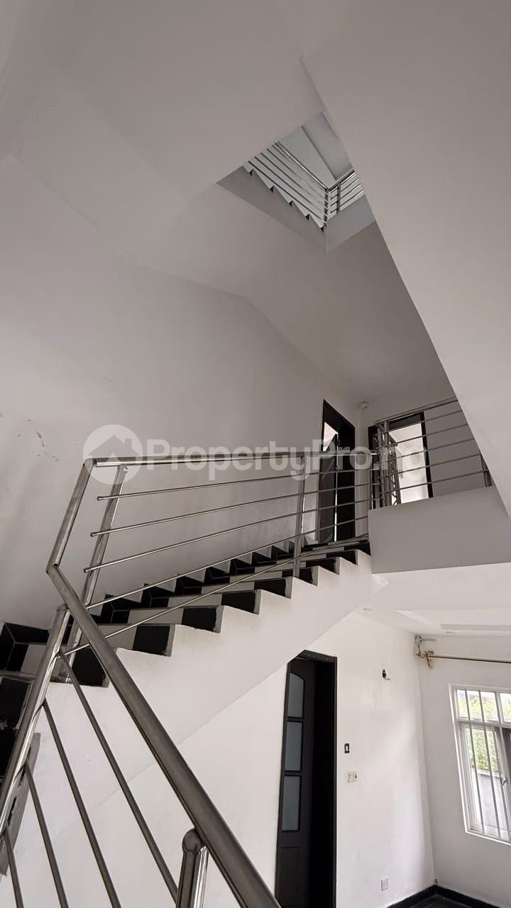 4 bedroom House for rent Ikate Lekki Lagos