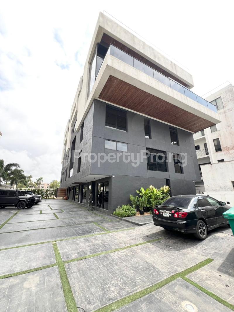 4 bedroom House for sale Mekwen Ikoyi Lagos