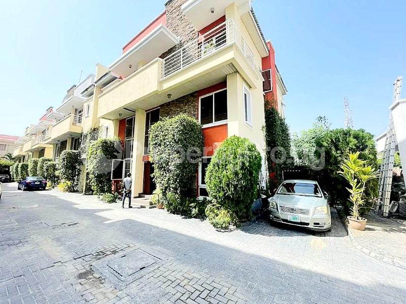 4 bedroom House for sale ONIRU Victoria Island Lagos