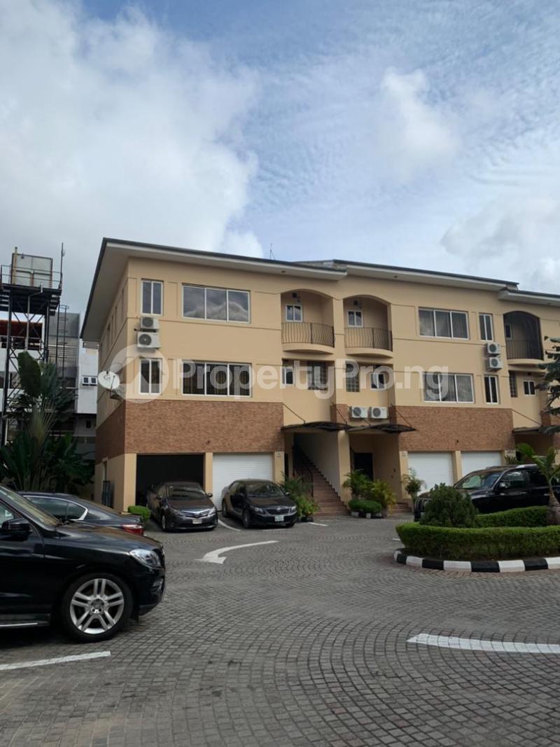 4 bedroom House for rent Ikoyi Lagos