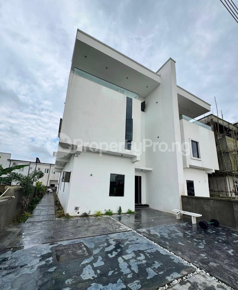4 bedroom House for sale Gold Town Estate Rumuodomaya New Layout Port Harcourt Rivers