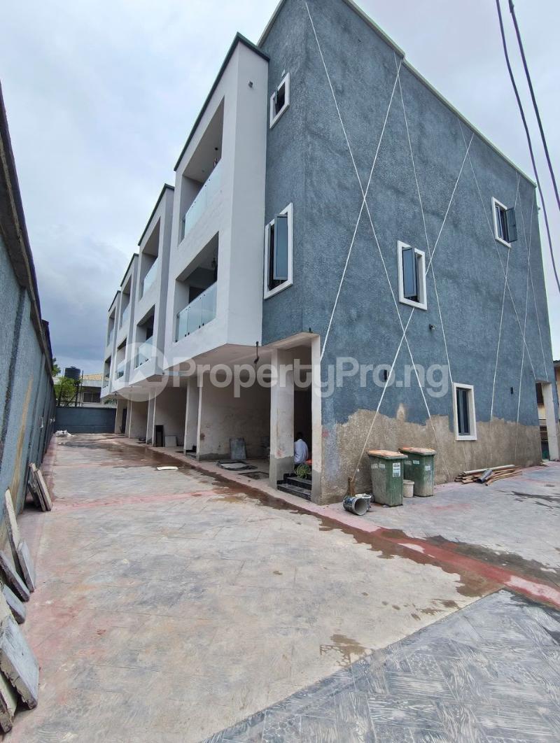 4 bedroom Flat / Apartment for sale Ikeja Lagos