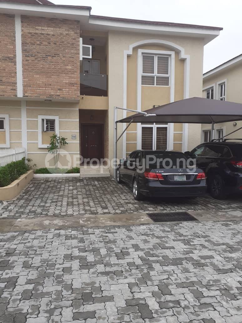 5 bedroom House for sale Off Palm's Drive Lekki Phase 1 Lekki Lagos