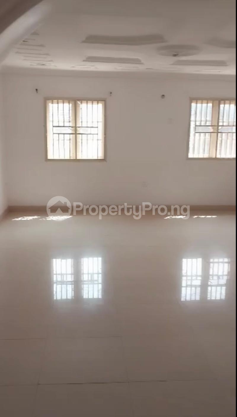 4 bedroom House for rent Ajadi,ologuneru Ibadan Oyo