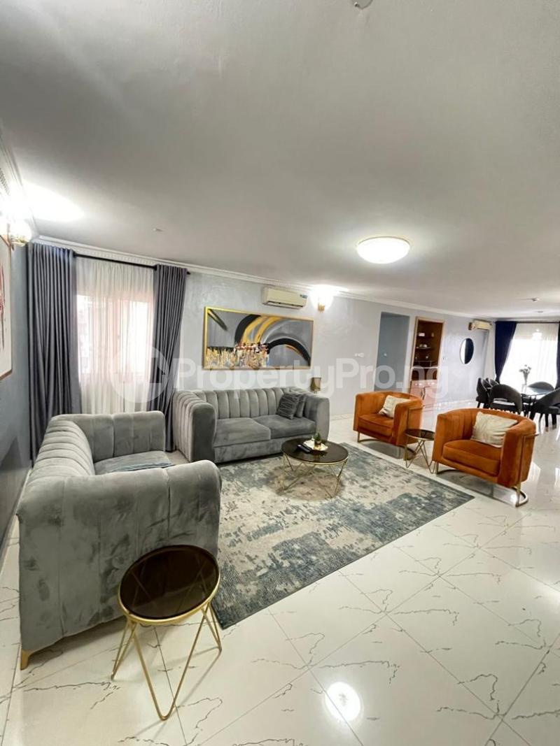 4 bedroom House for shortlet Spar Road Ikate Lekki Lagos