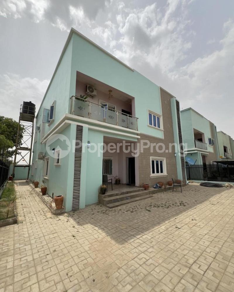 5 bedroom House for sale Lugbe Abuja