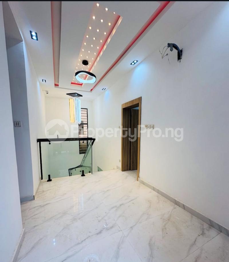 4 bedroom House for sale Omole Phase 1 Estate Ojodu Lagos