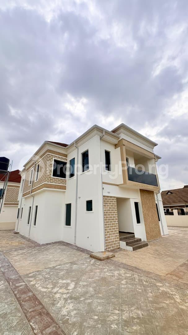 4 bedroom House for sale Kolapo Ishola Gra, Akobo ,ibadan Akobo Ibadan Oyo
