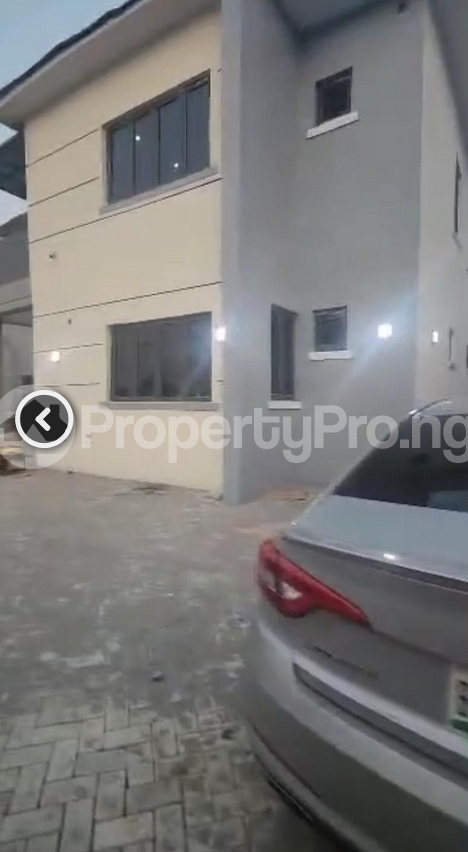 4 bedroom House for sale FO1 Layout Kubwa Abuja