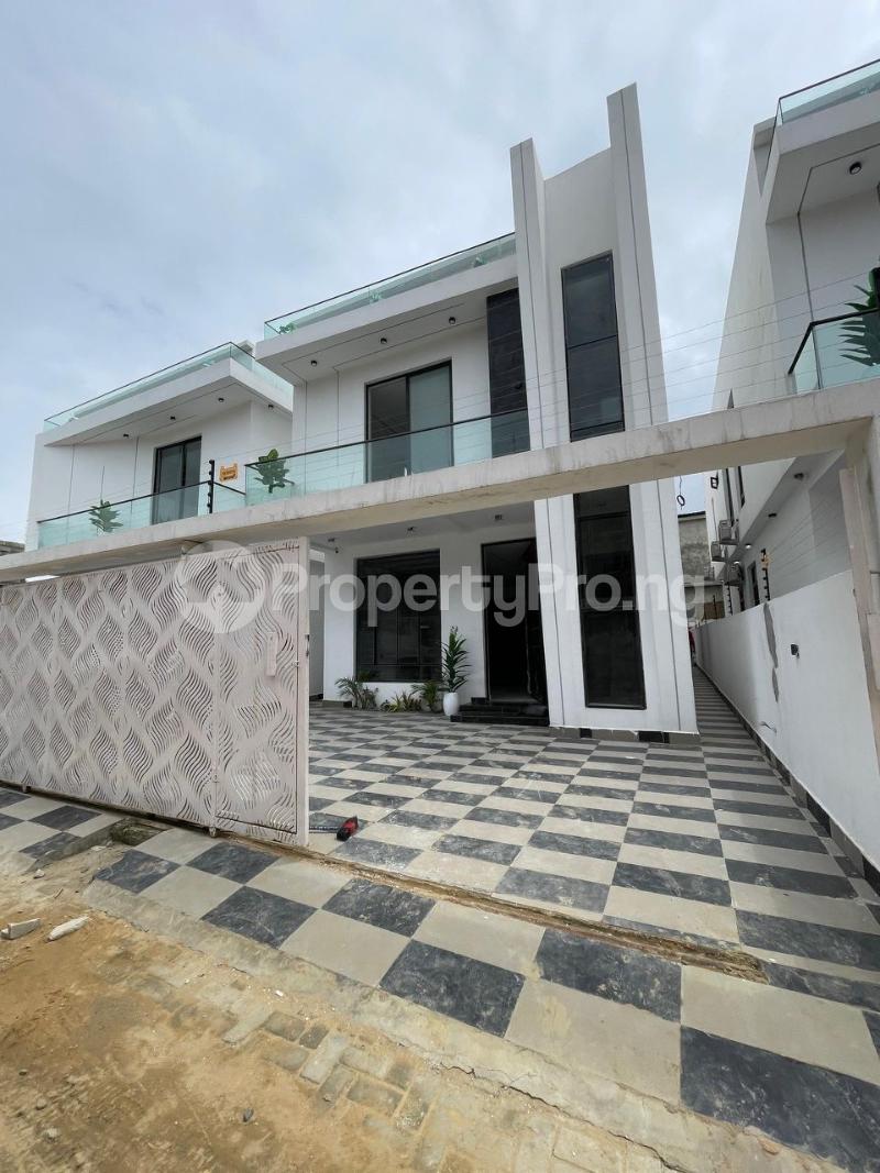 4 bedroom House for sale Lekki Lagos