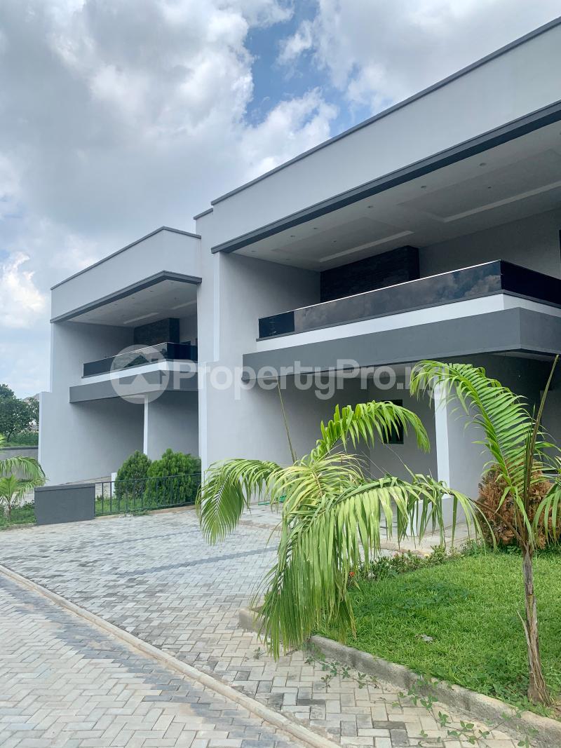 4 bedroom House for sale Guzape Abuja