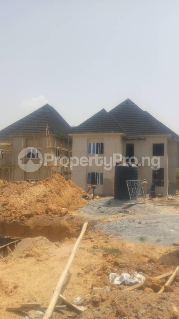 4 bedroom House for sale 4 Bedrooms Semi Deplex, On The Airport Road By Vgc Extate. We Share Fence With Wilbahi Estate Lugbe Abuja - 0