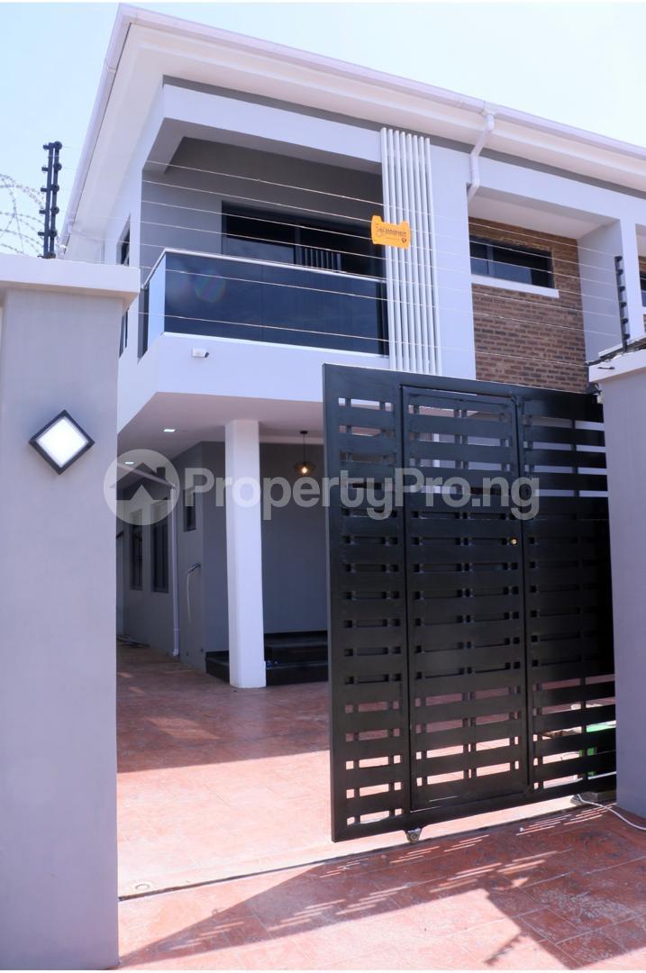 4 bedroom House for sale Ogba Lagos