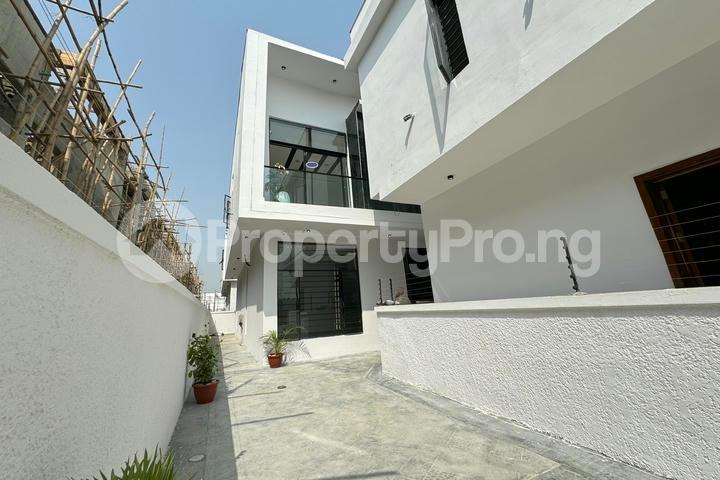 4 bedroom House for sale Ikota Lekki Lagos