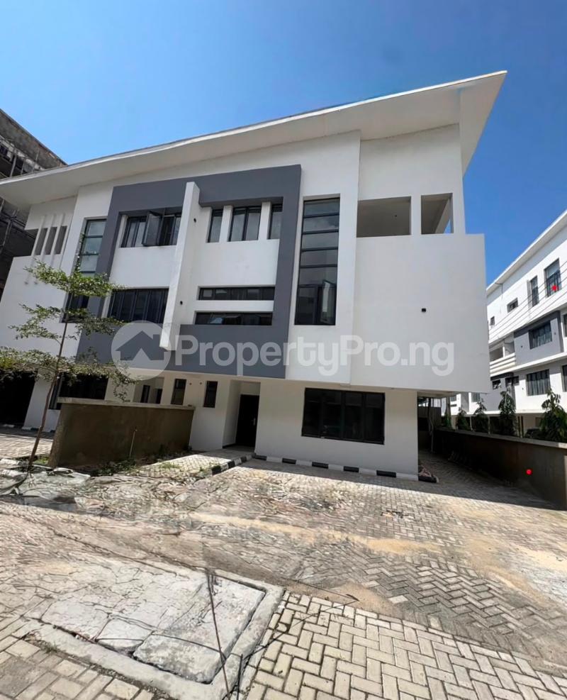 4 bedroom Flat / Apartment for rent Lekki Phase 1 Lekki Lagos