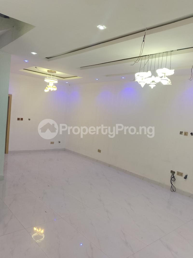 4 bedroom House for sale Metro Homes Abraham adesanya estate Ajah Lagos