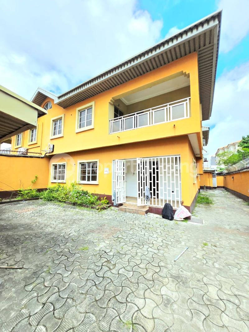4 bedroom House for rent ONIRU Victoria Island Lagos