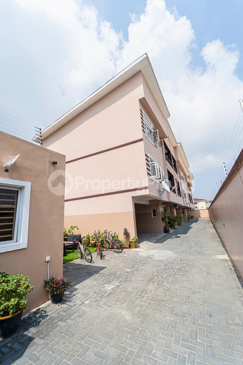 4 bedroom House for rent ONIRU Victoria Island Lagos
