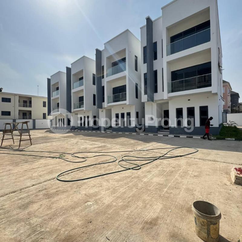 4 bedroom House for sale Jahi Abuja