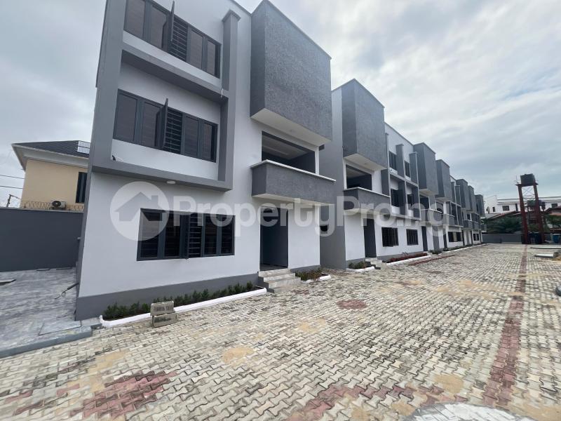 4 bedroom House for sale Ologolo Lekki Lagos