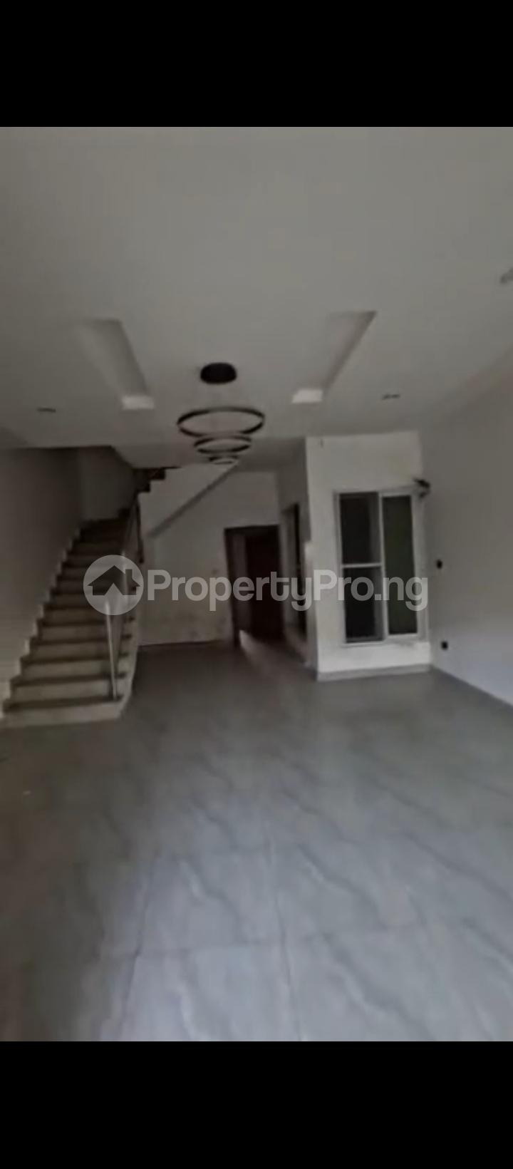 4 bedroom House for rent After Bon Hotel Katampe Main Abuja