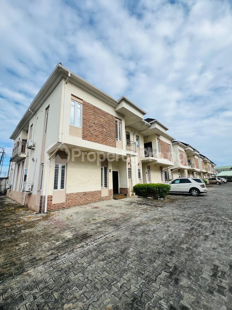 4 bedroom House for rent Ilaje Ajah Lagos