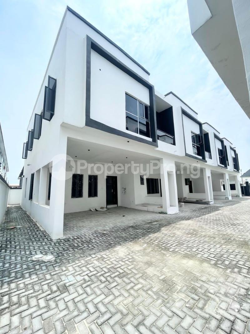 4 bedroom House for sale Ologolo Lekki Lagos