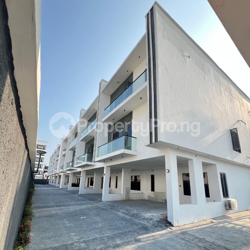 4 bedroom House for sale Ikate Lekki Lagos