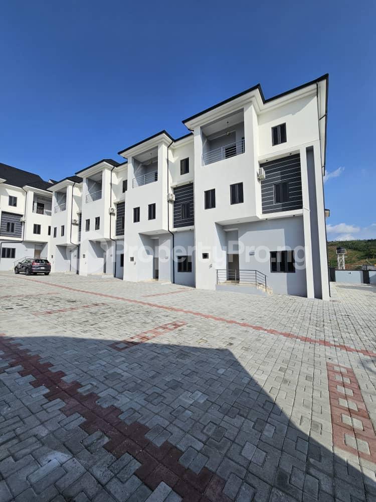 4 bedroom House for rent Guzape Abuja